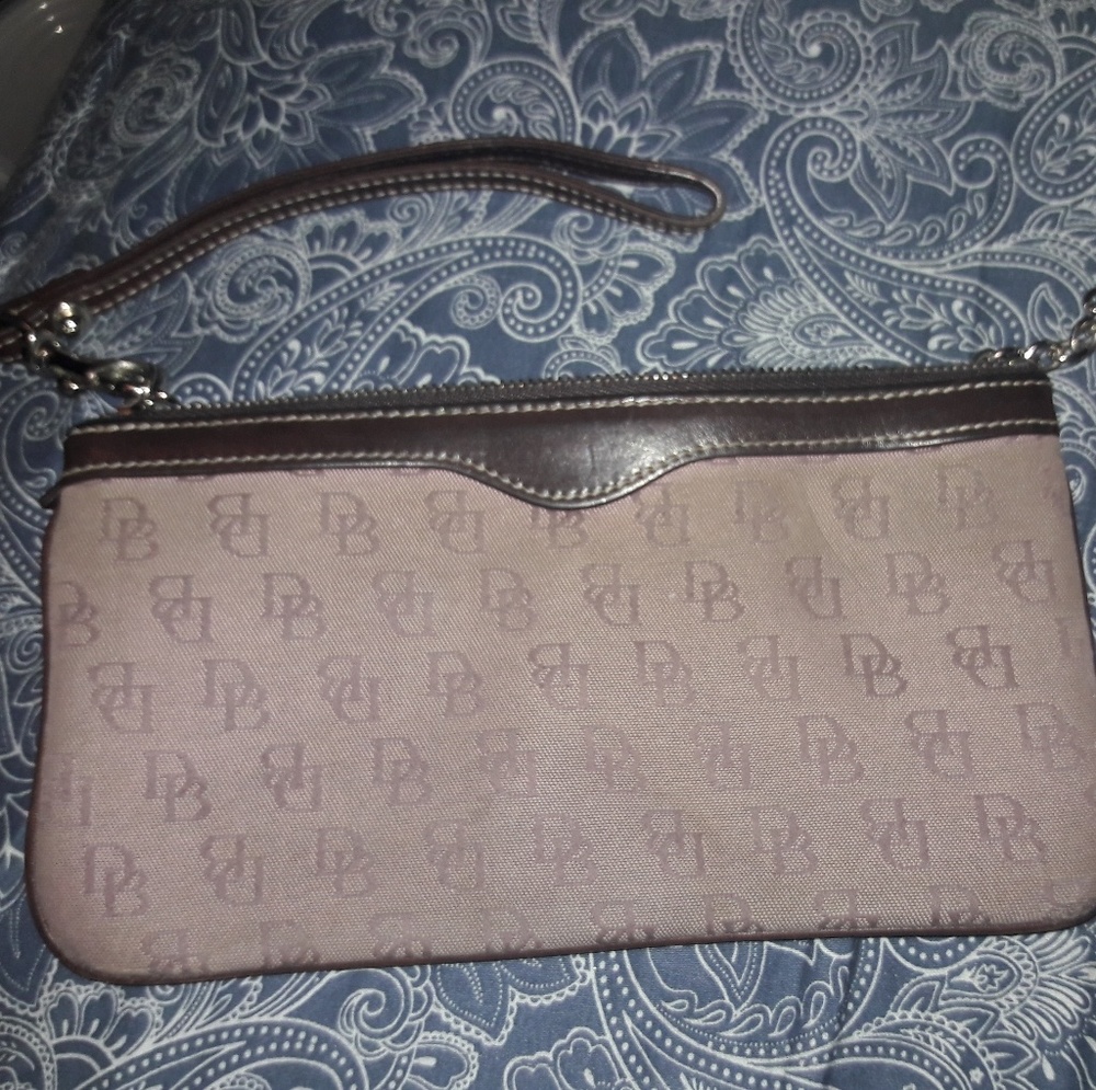 Dooney & Bourke brown wristlet